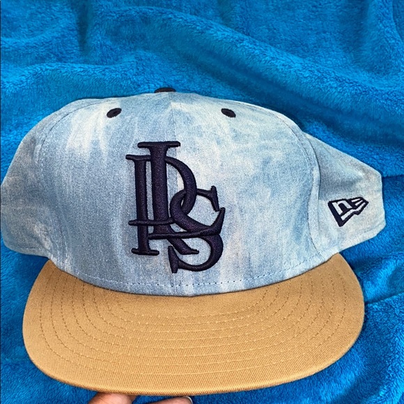 Hat - Picture 2 of 7